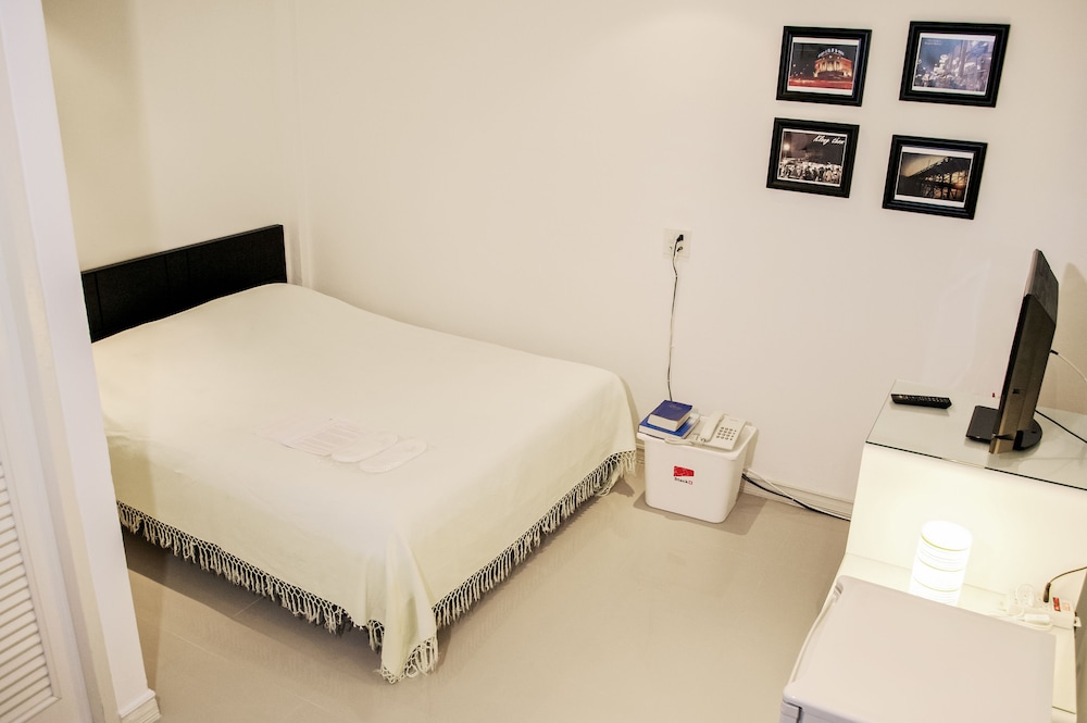 Deluxe Double Room photo 3