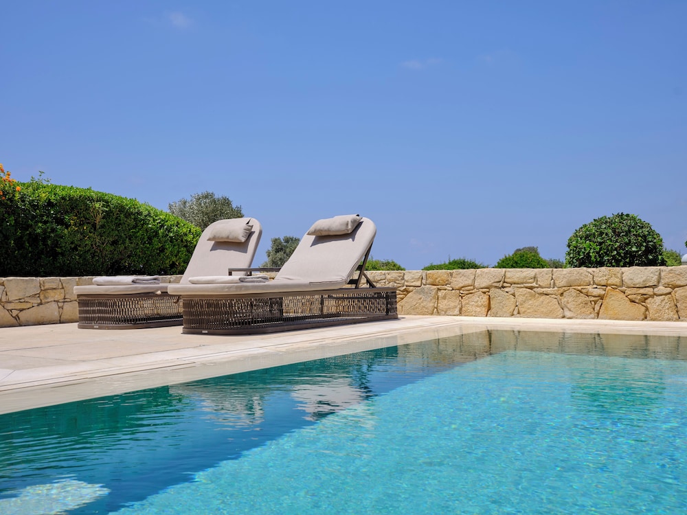 One Bedroom Suite Private Pool Golf & Sea View, photo 6
