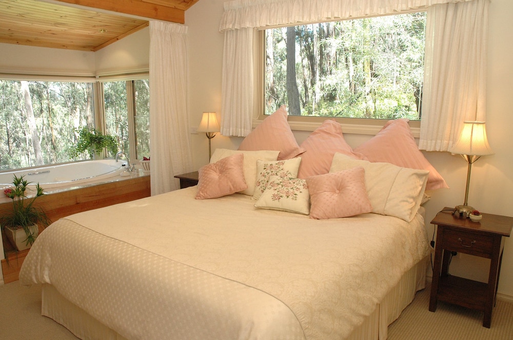Luxury Cottage, 1 Bedroom photo 3