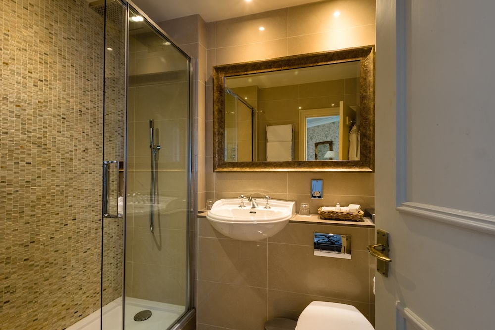 Small Cottage Room - Photo 4