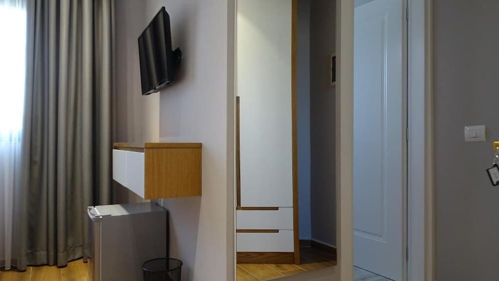 Deluxe Double Room, City View
