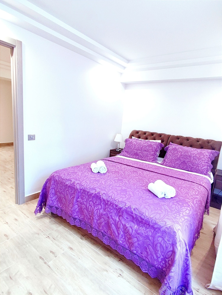 Standard Apartment, 1 Queen Bed with Sofa bed, Kitchen photo 1