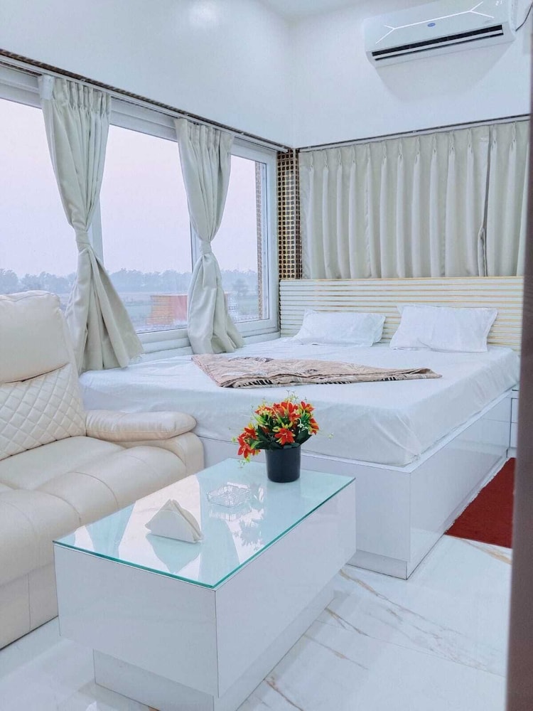 Premium Double Room, Balcony, Valley View photo 3
