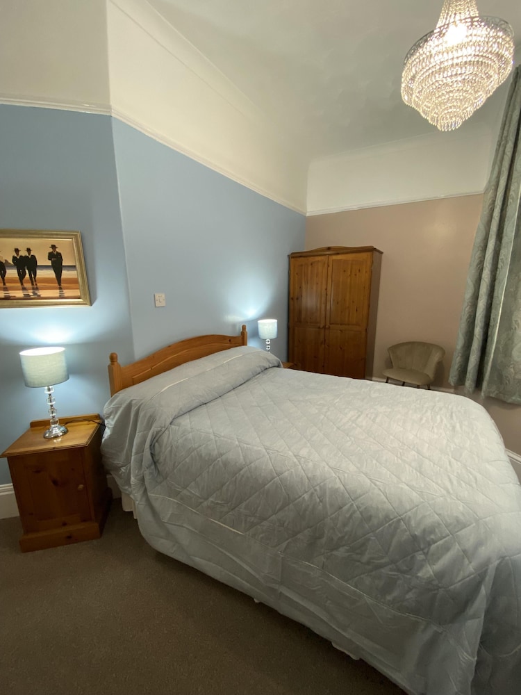 Classic Double Room, Ensuite (Room 12) photo 3