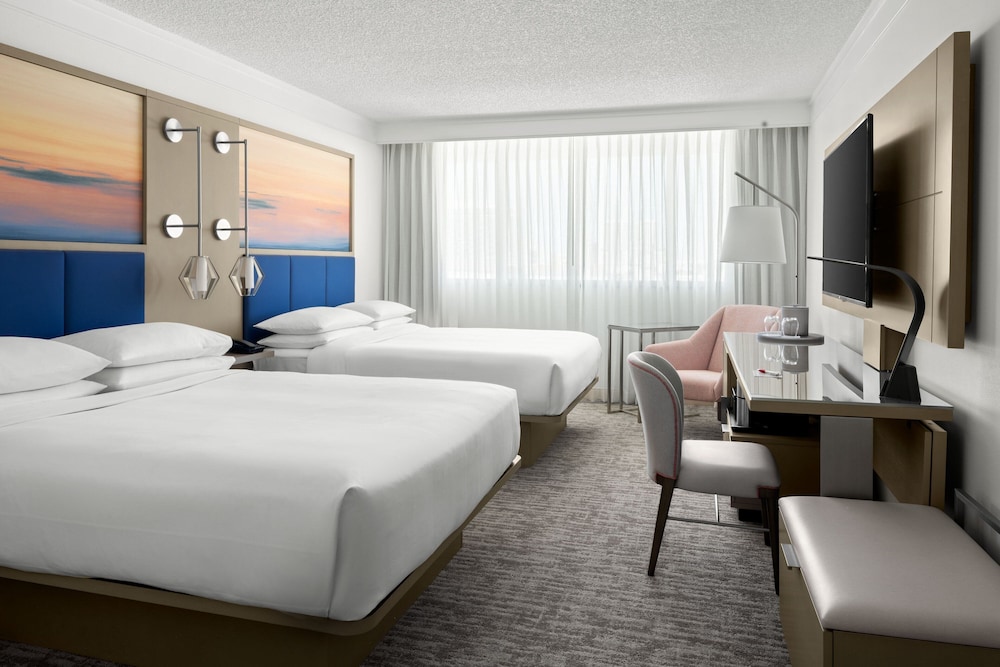 Standard Room, 2 Queen Beds (Hearing Accessible)