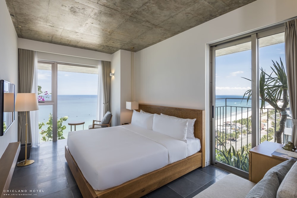 Deluxe Double Room, Oceanfront - Photo 12
