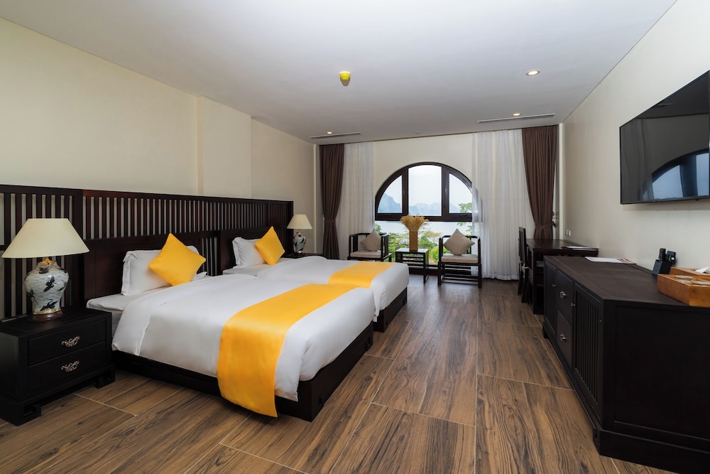 Superior Twin Room, Non Smoking - Photo 3