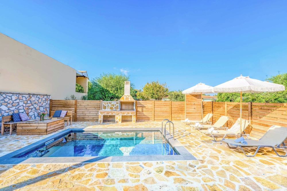 Villa (2 Bedrooms)