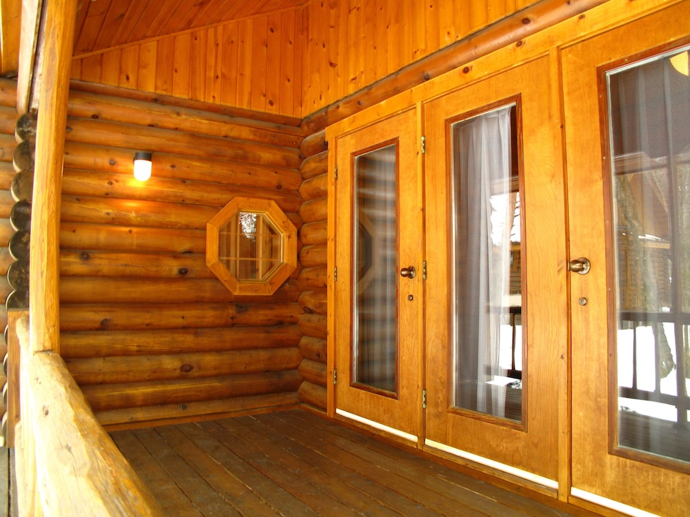 Private Cottage - Log Cabin - Photo 28