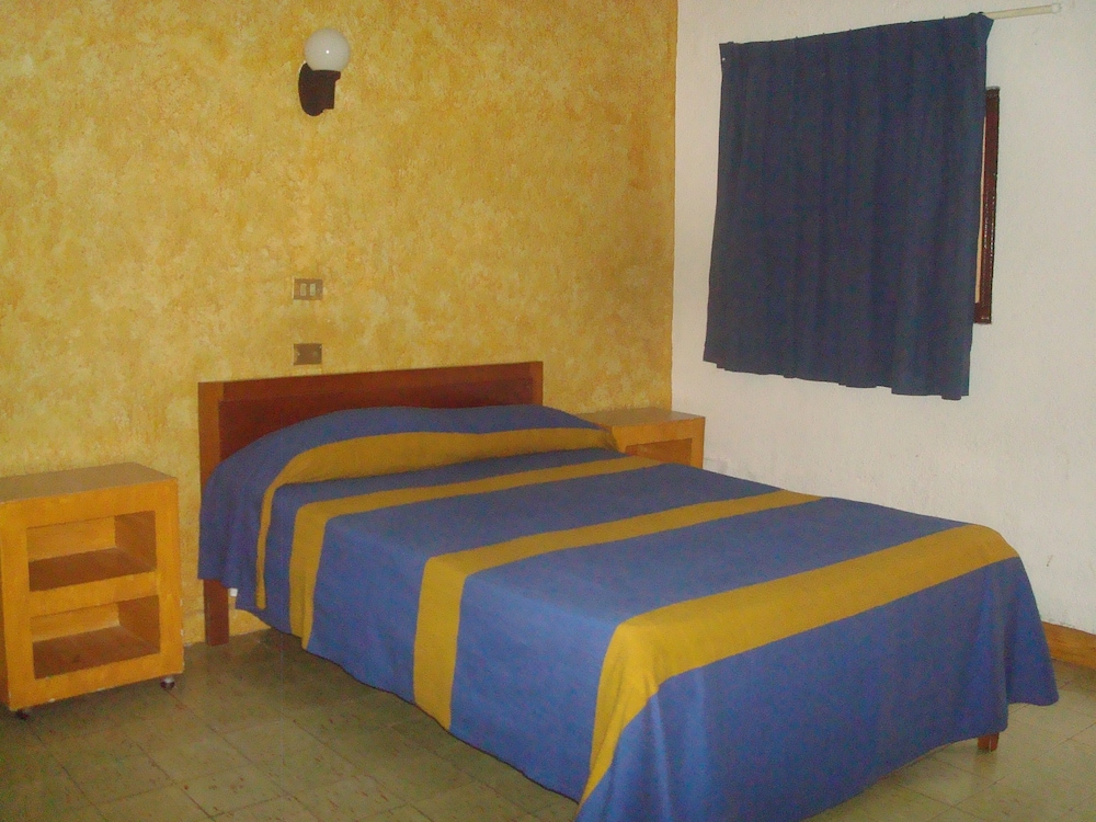 Habitación estándar 1 cama matrimonial con ventilador
