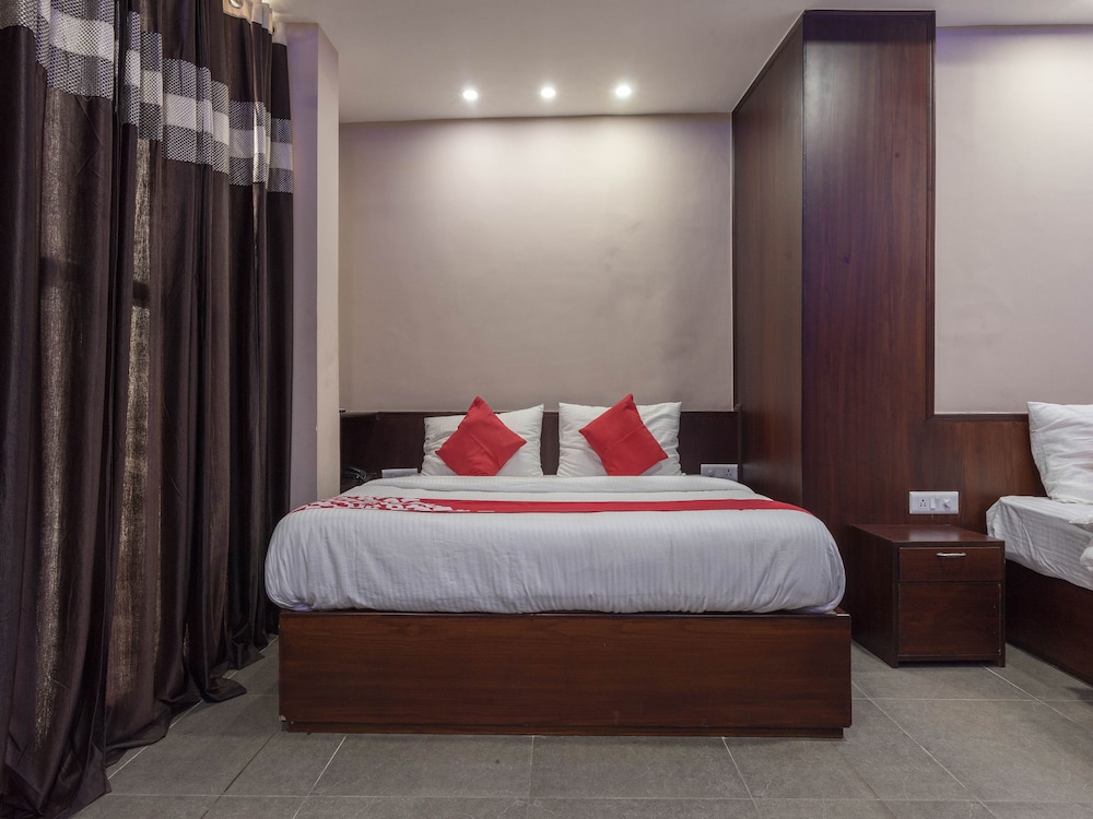 Suite, 1 King Bed photo 1