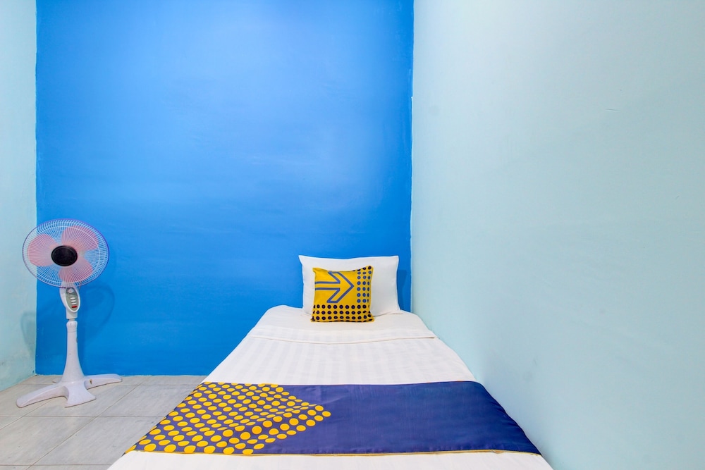 Basic Single Room photo 2