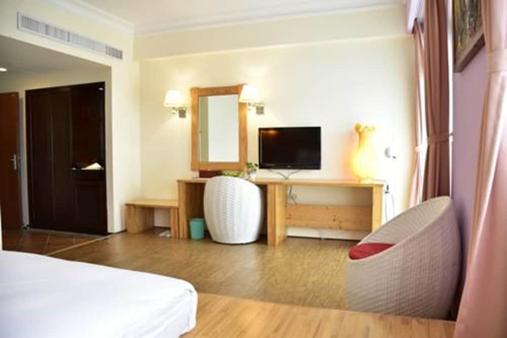 Double Room, Mountain View