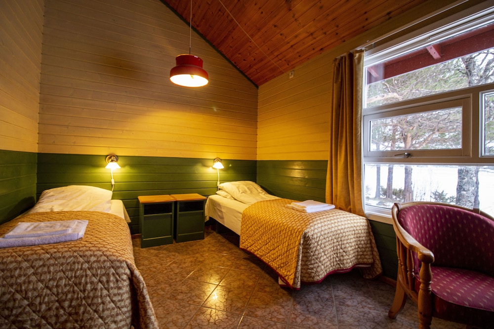 Family Cottage, View (towels and bed linen not included) photo 3