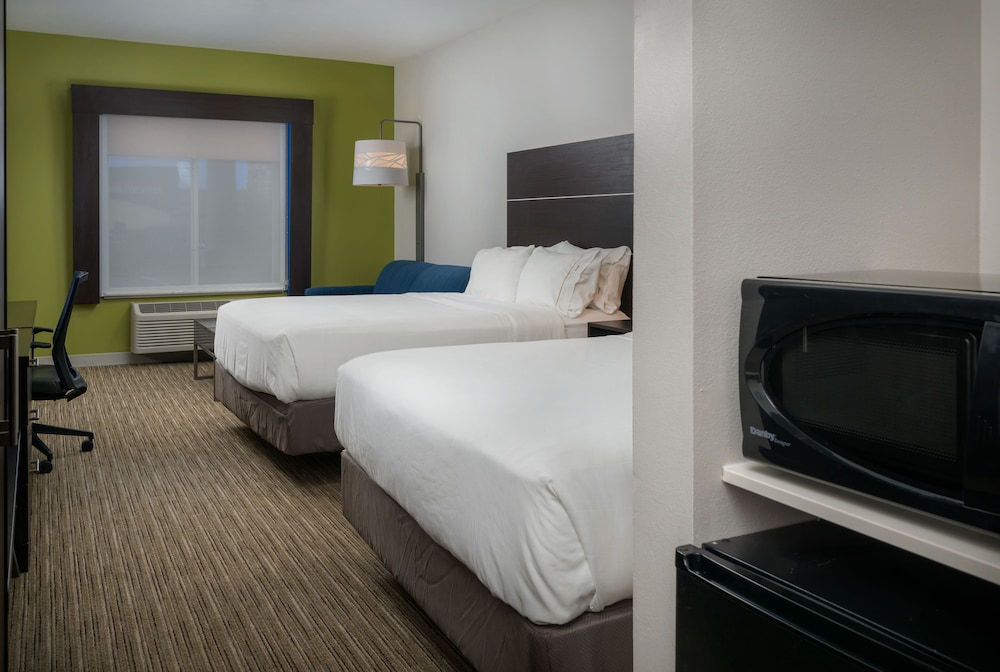 Standard Room, Multiple Beds photo 2
