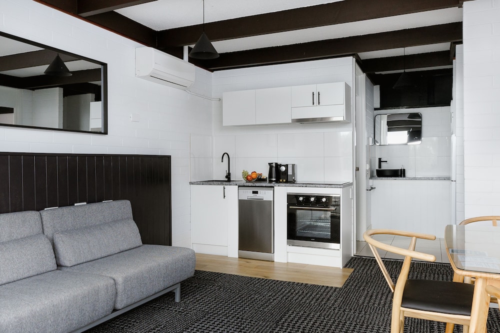 Deluxe Apartment photo 2