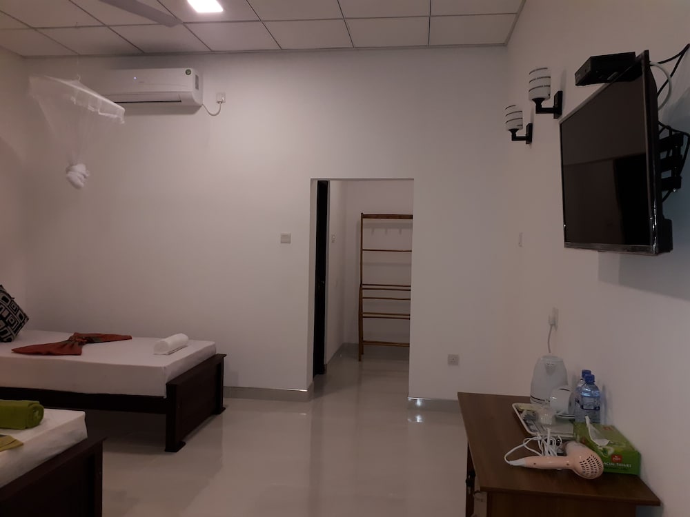 Family Room, Multiple Beds, Non Smoking photo 3