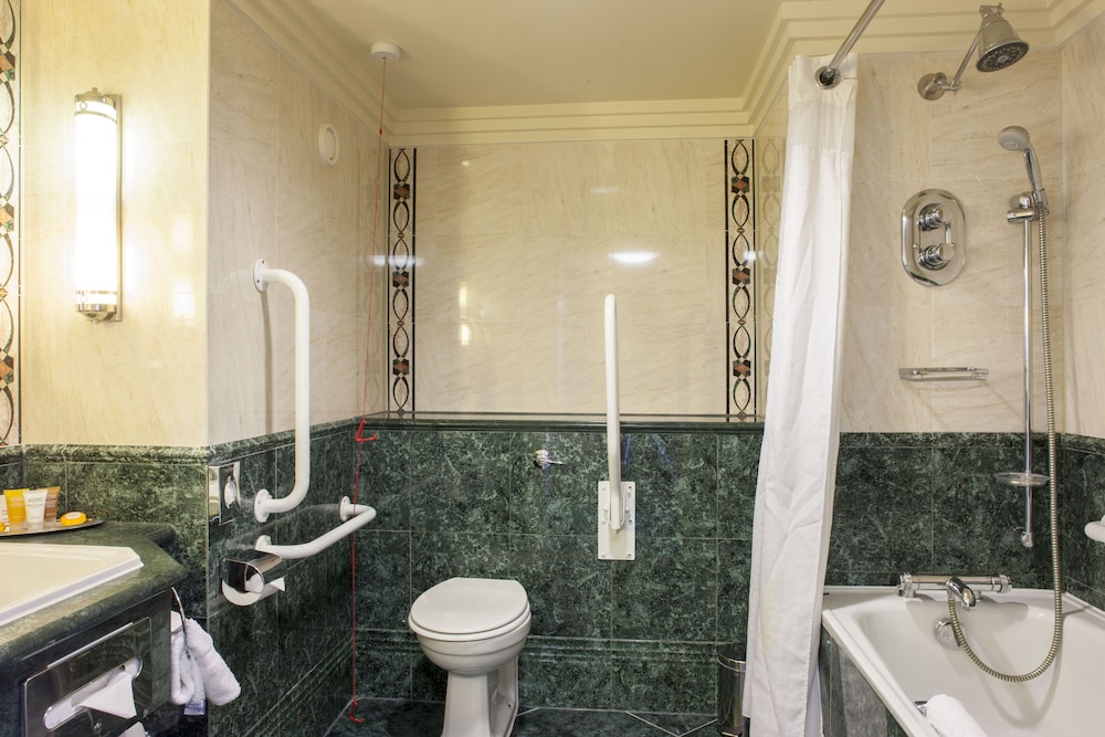 Standard Room, 2 Double Beds, Accessible