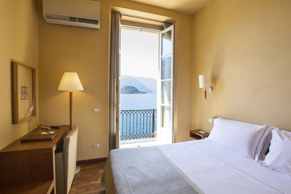 Deluxe Double Room, Lake View - Photo 7