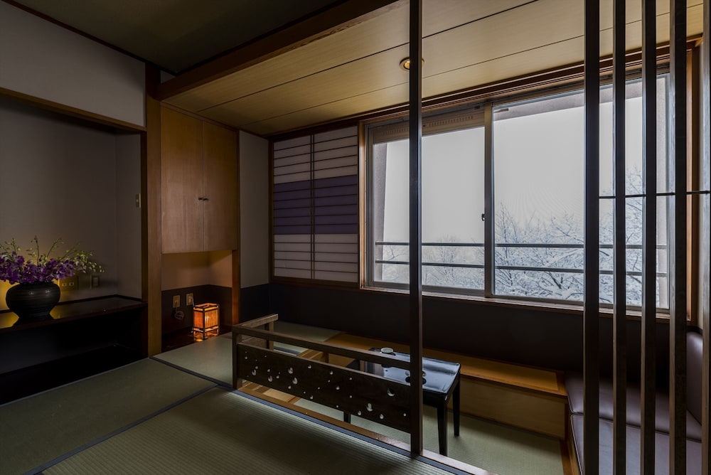 Japanese Style Room with 10 Tatami-mats photo 3
