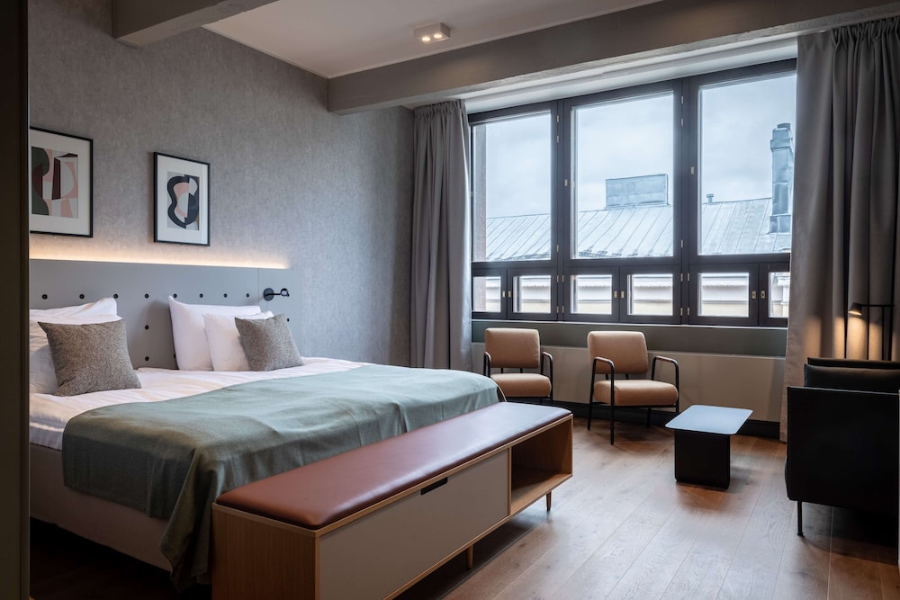 Superior Room (Multibed)