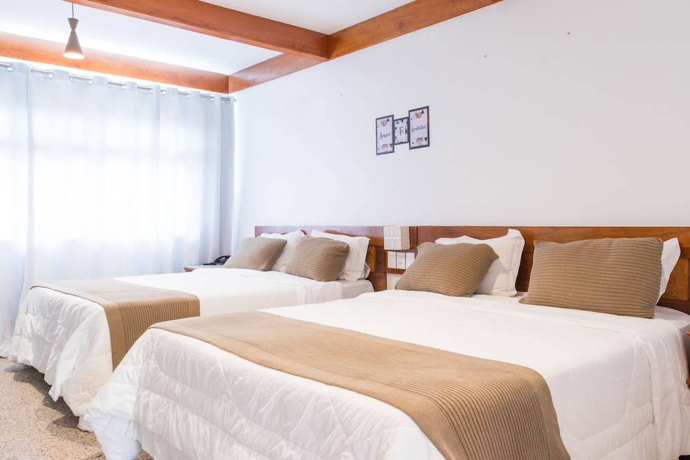 Luxury Quadruple Room