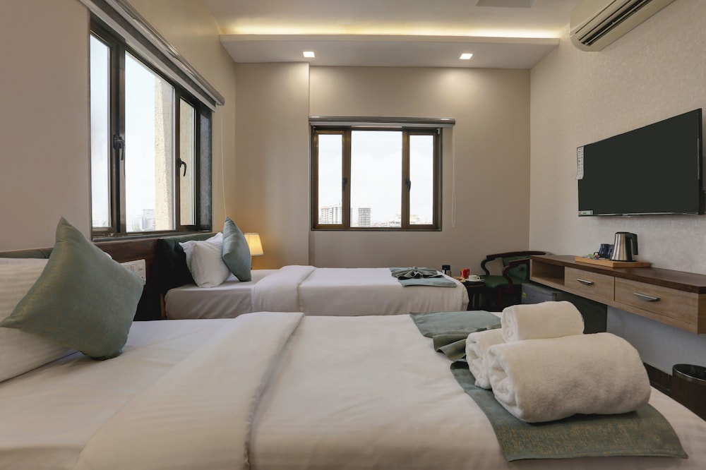 Executive Room - Photo 14