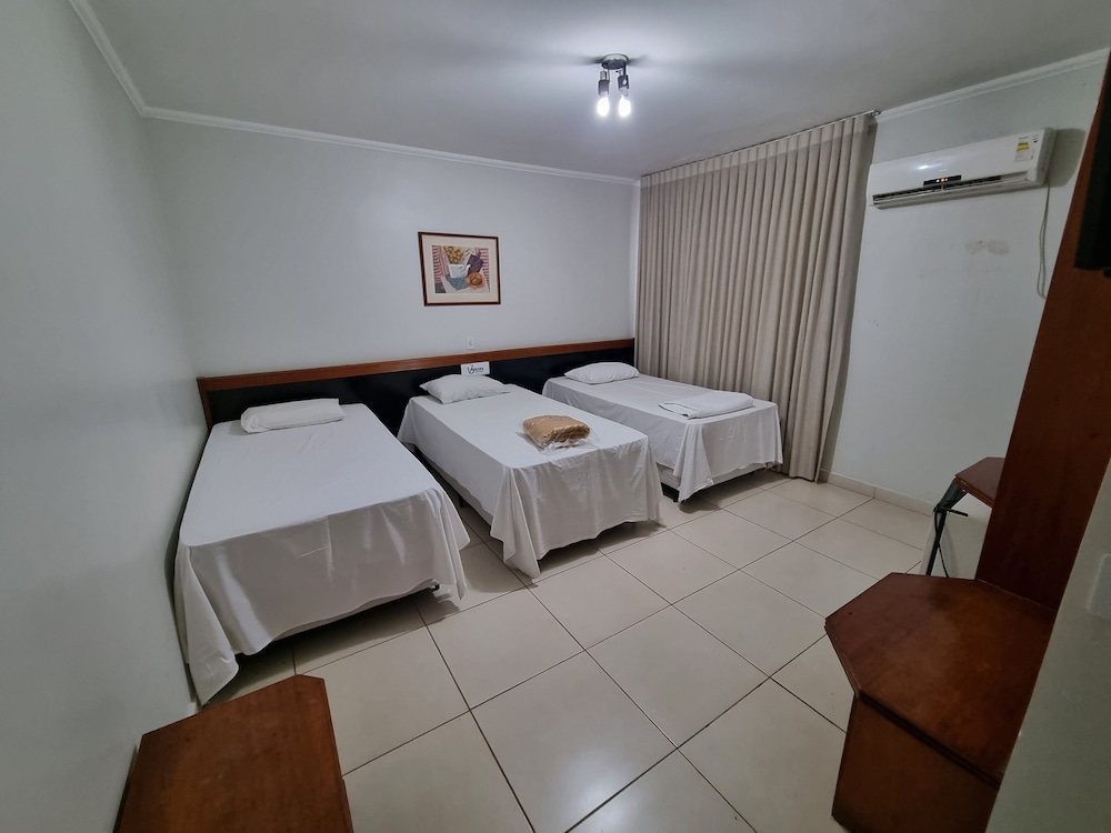 Standard Triple Room photo 2