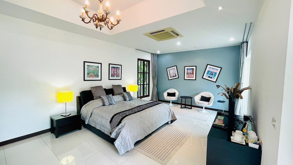 Superior Room with Balcony photo 3