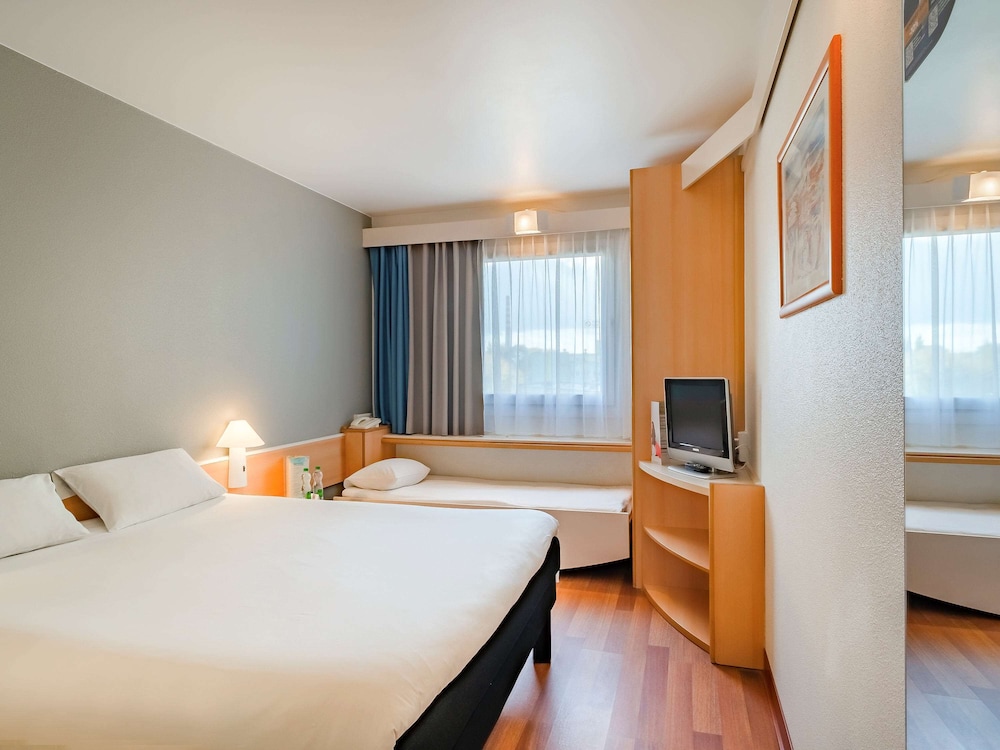 Room, Multiple Beds photo 3