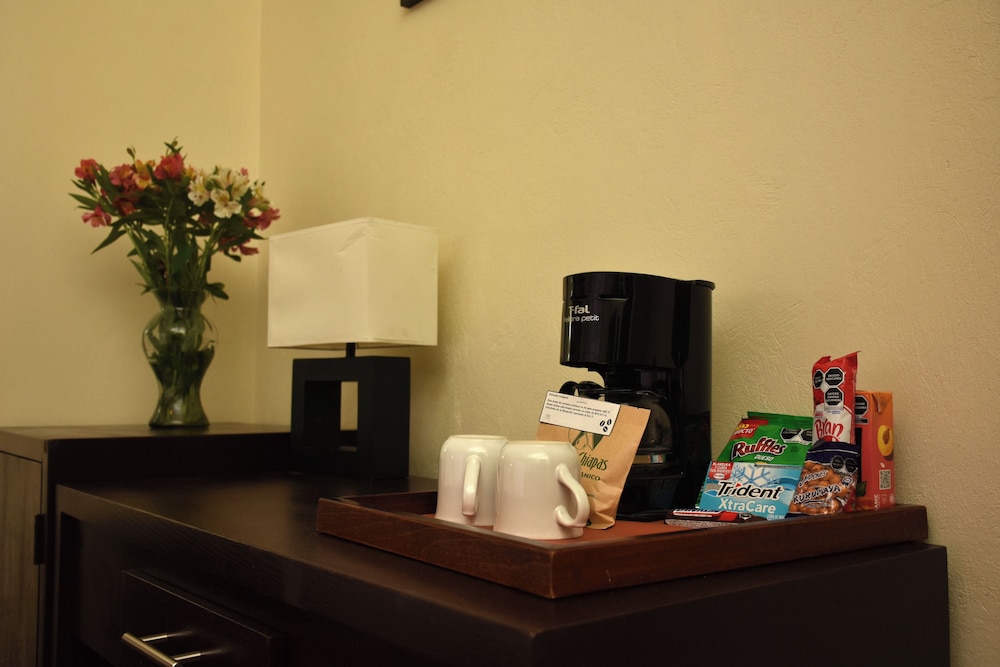 Deluxe Double Room - Photo 17