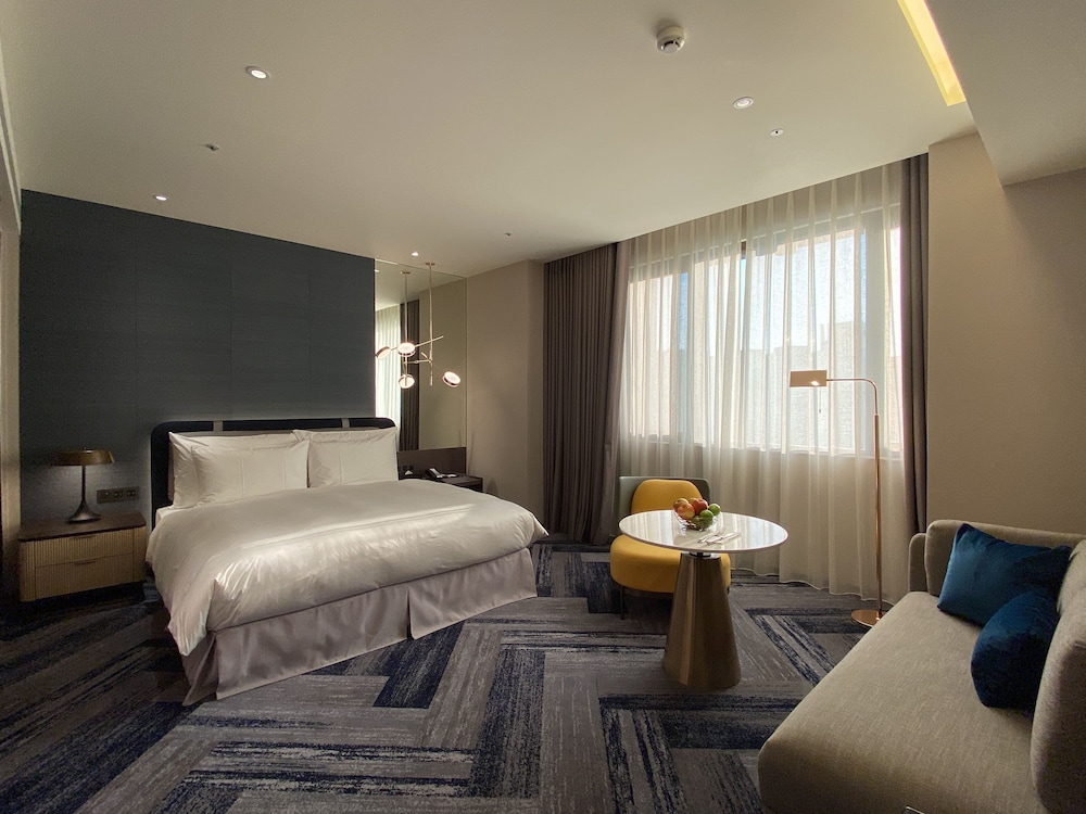 Executive Room (Queen Bed)(11F-15F) - Photo 1