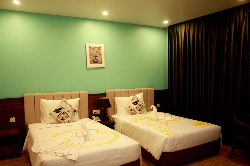 Deluxe Twin Room photo 2