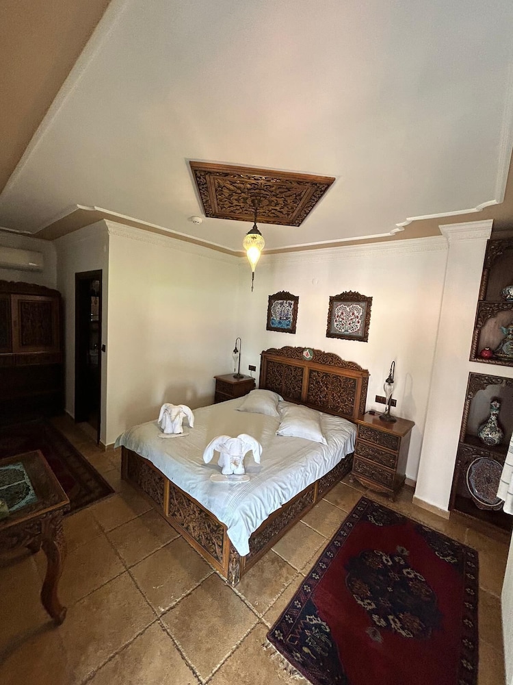 Double Room - Photo 4