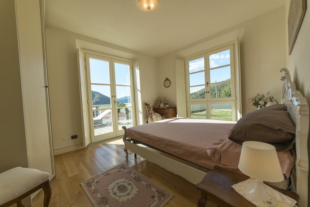 Luxury Villa, 3 Bedrooms (Dependance)