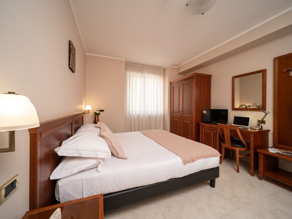 Superior Room, 1 King Bed (Letto Matrimoniale) - Photo 2