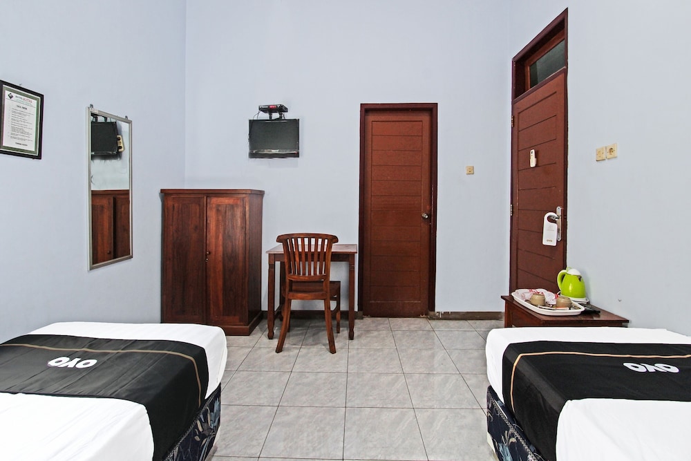 Deluxe Twin Room photo 2