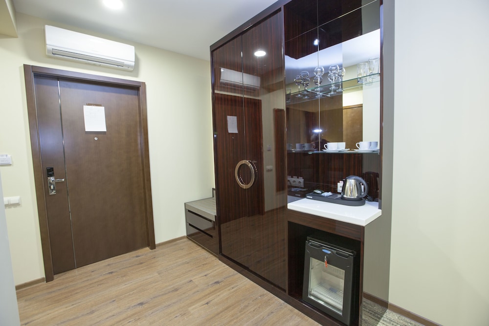 Junior Suite (Main building) photo 2