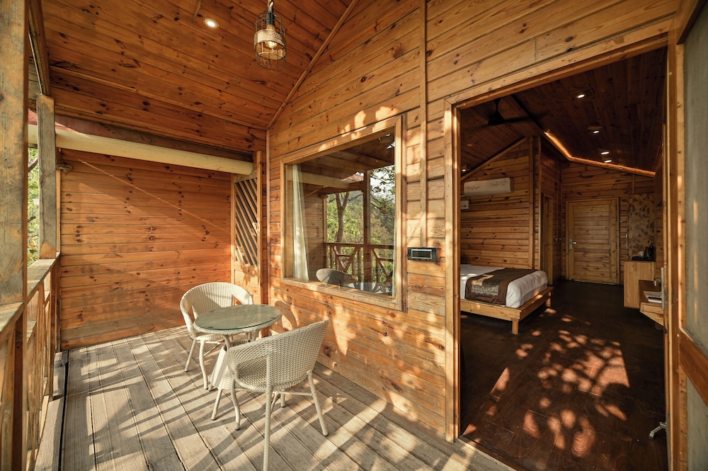 Luxury Twin Room photo 2