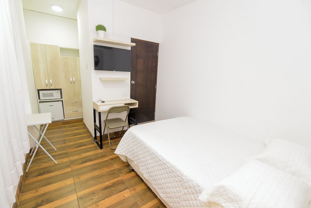 Classic Room, 1 Queen Bed photo 1