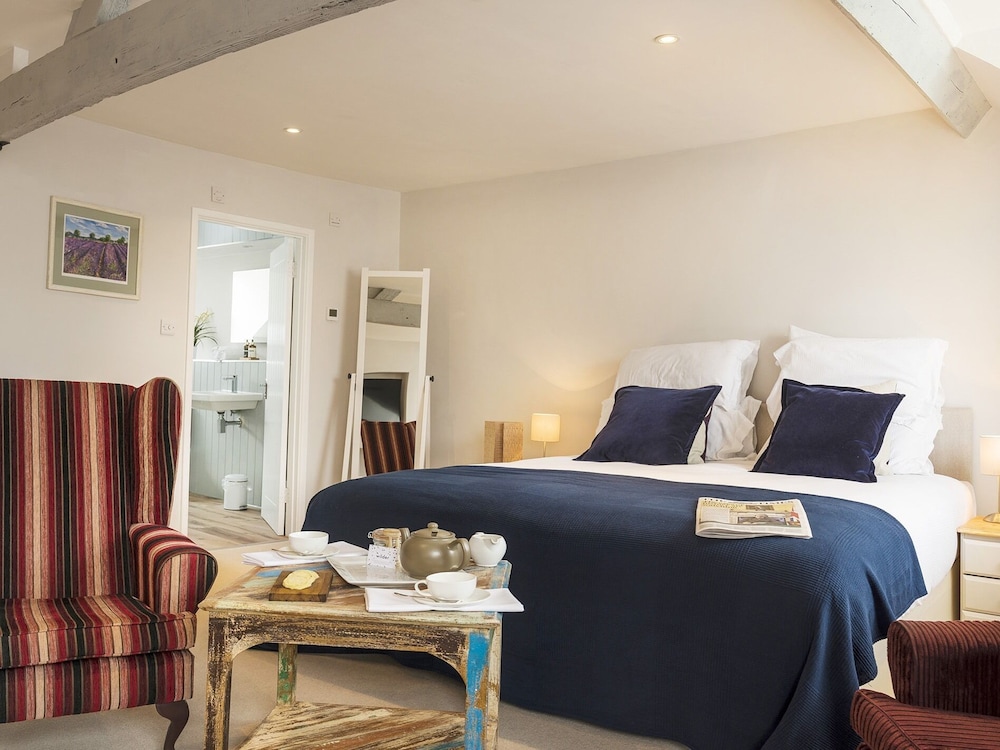 Superior Double Room, Ensuite (The Loft) photo 1