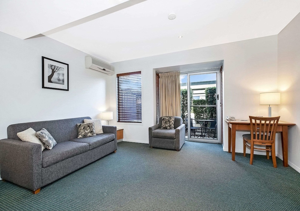 Villa, 3 Bedrooms - Photo 3