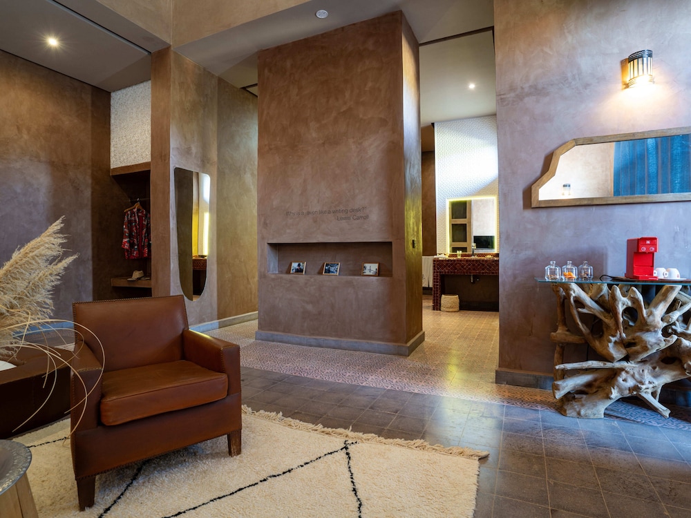 Traditional Suite photo 2
