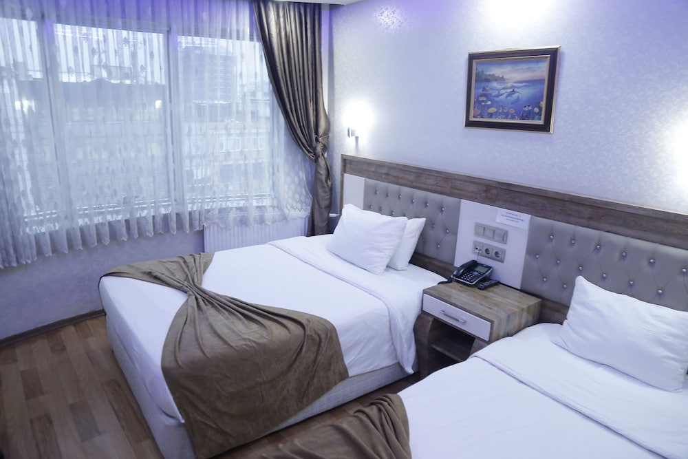 Standard Triple Room - Photo 2