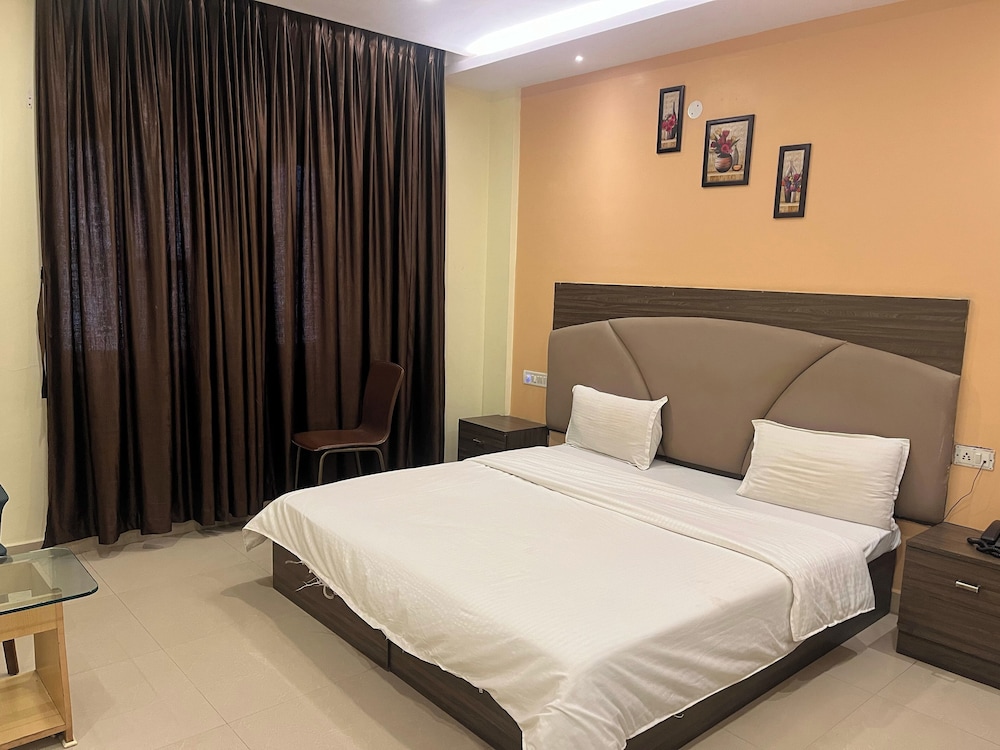 Superior Room, City View