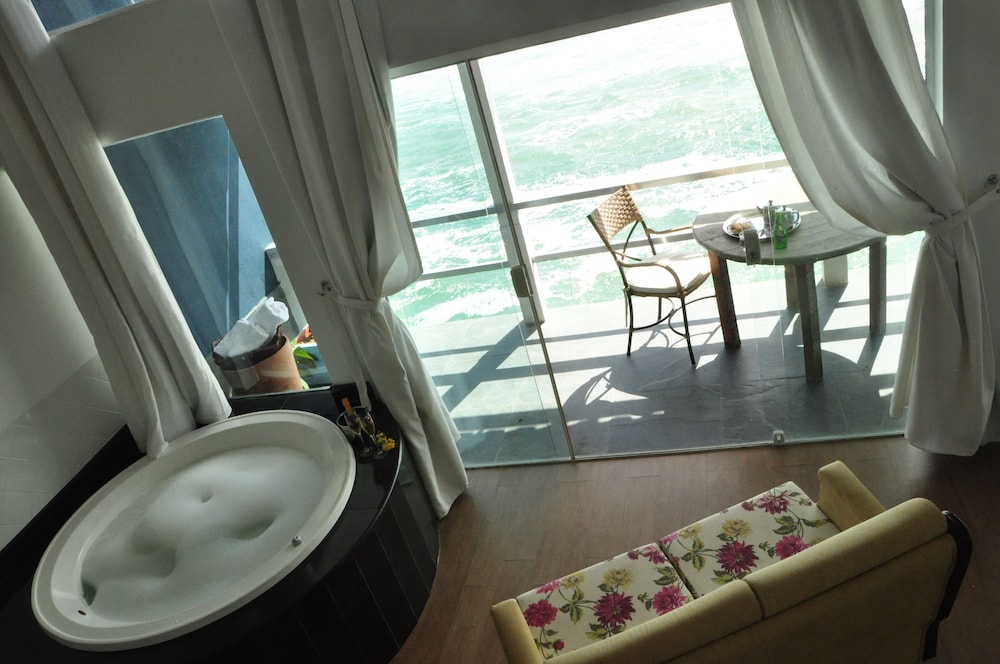 Suite 6