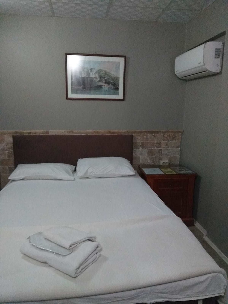Standard Double Or Twin Room photo 2