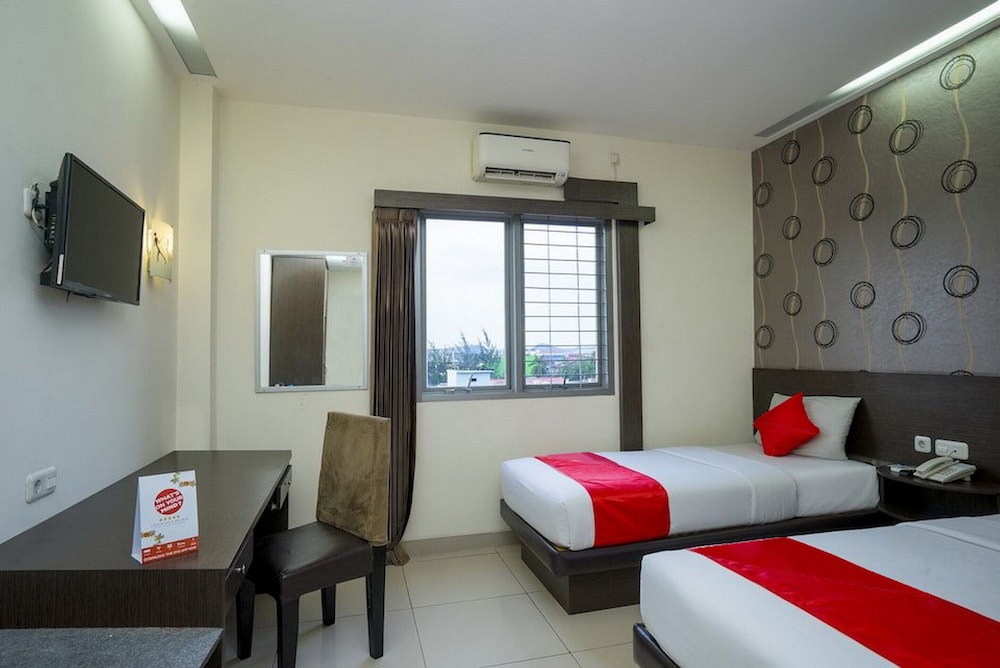 Deluxe Twin Room - Photo 12