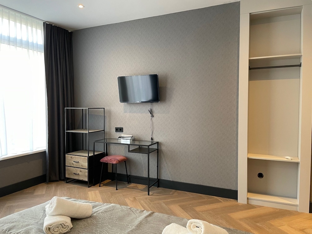 Family Triple Room - Photo 5