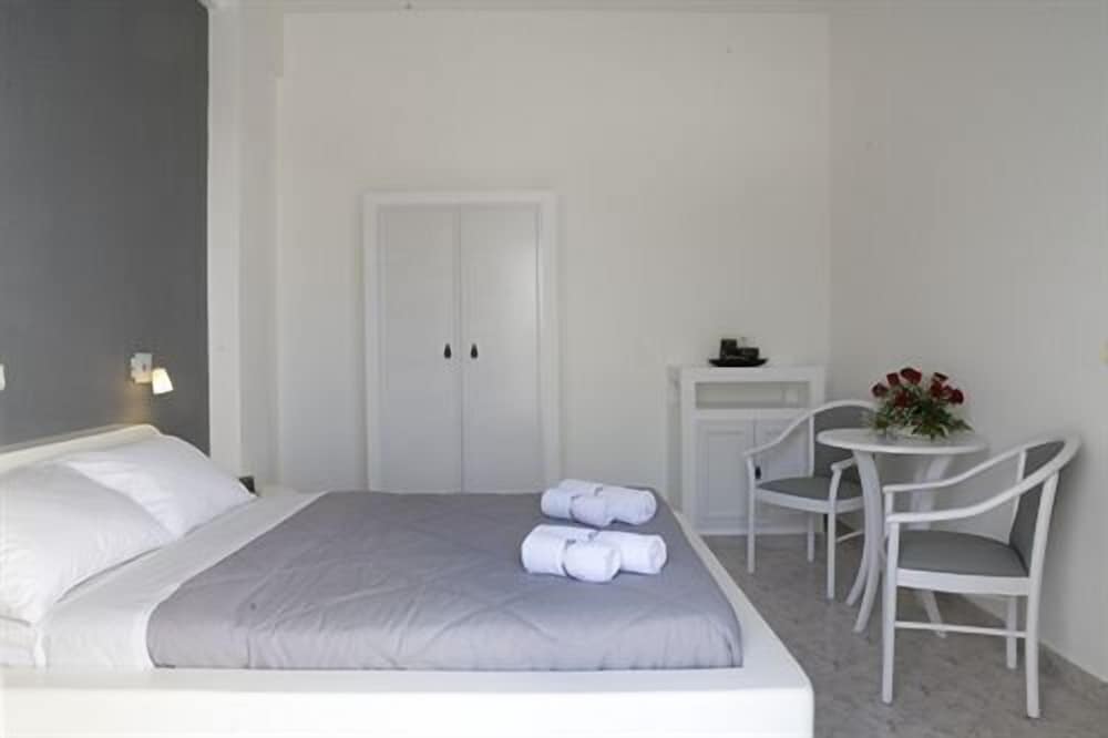 Standard Room - Photo 7